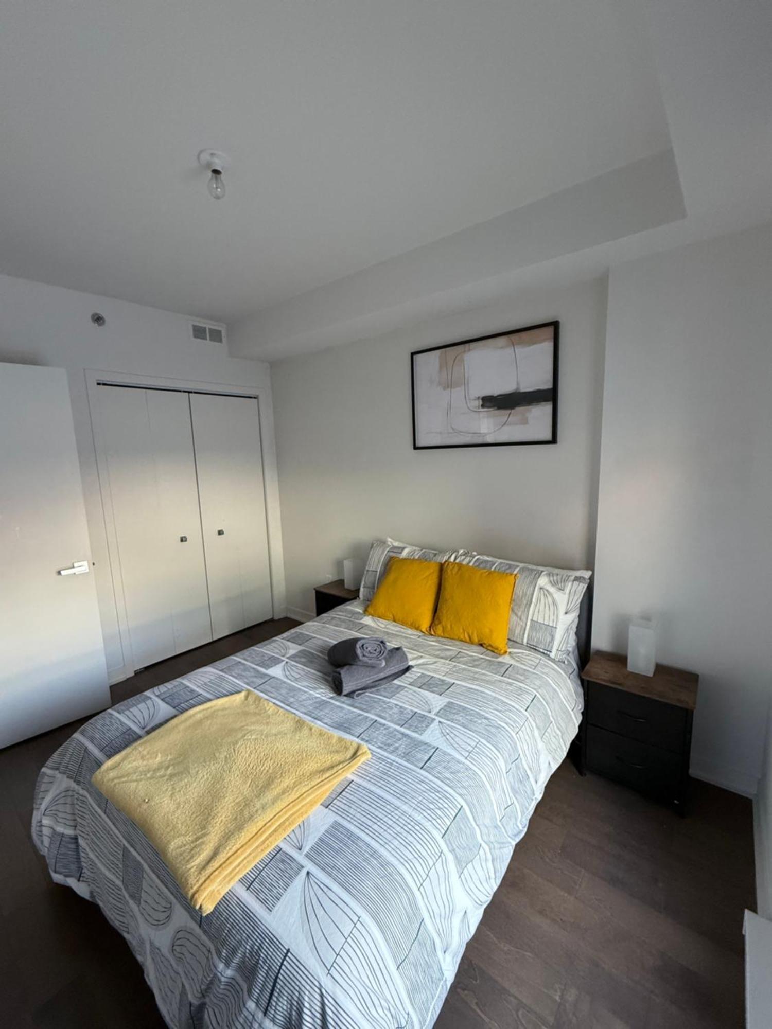Condo In The Heart Of Downtown מונטריאול מראה חיצוני תמונה